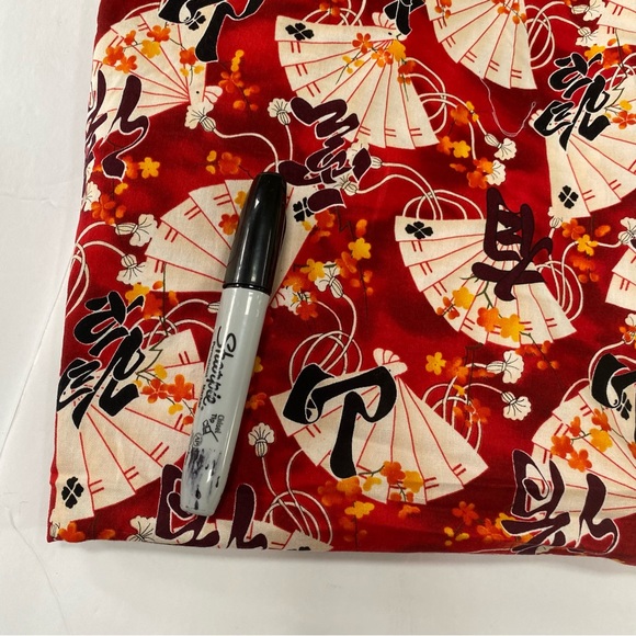 Chinese Fan Red Gold Fabric Remnant 52"x42" Timeless Treasures Lotus C7254 - Picture 2 of 3